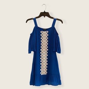 SEQUIN HEARTS Junior’s 14 Blue Lace Off-The-Shoulder Dress